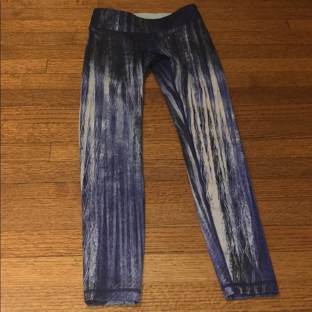 LIMITED EDITION IVIVVA LEGGINGS